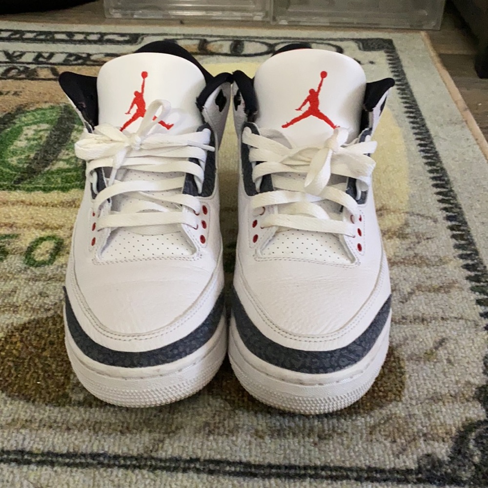 Air Jordan 3 Denim “Fire Red”